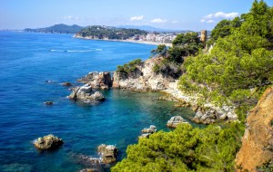 Costa Brava jako najpopularniejsze hiszpańskie wybrzeże oraz co warto zobaczyć będąc w Katalonii